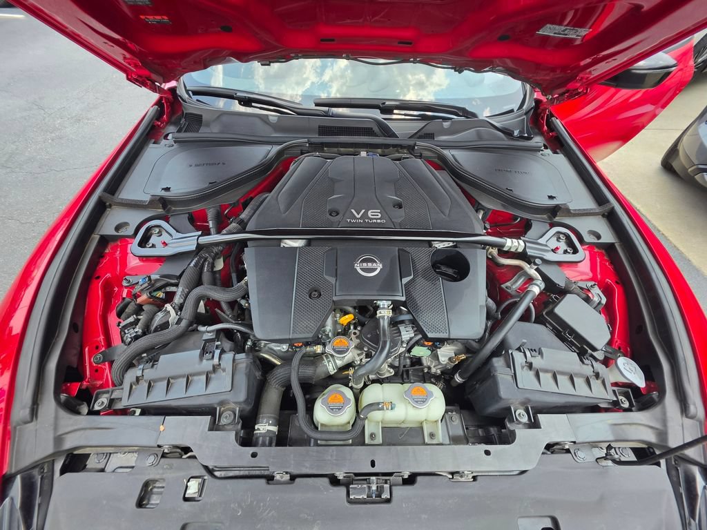 Certified 2025 Nissan Z Performance w/ Floor Mat Package RWD image 10