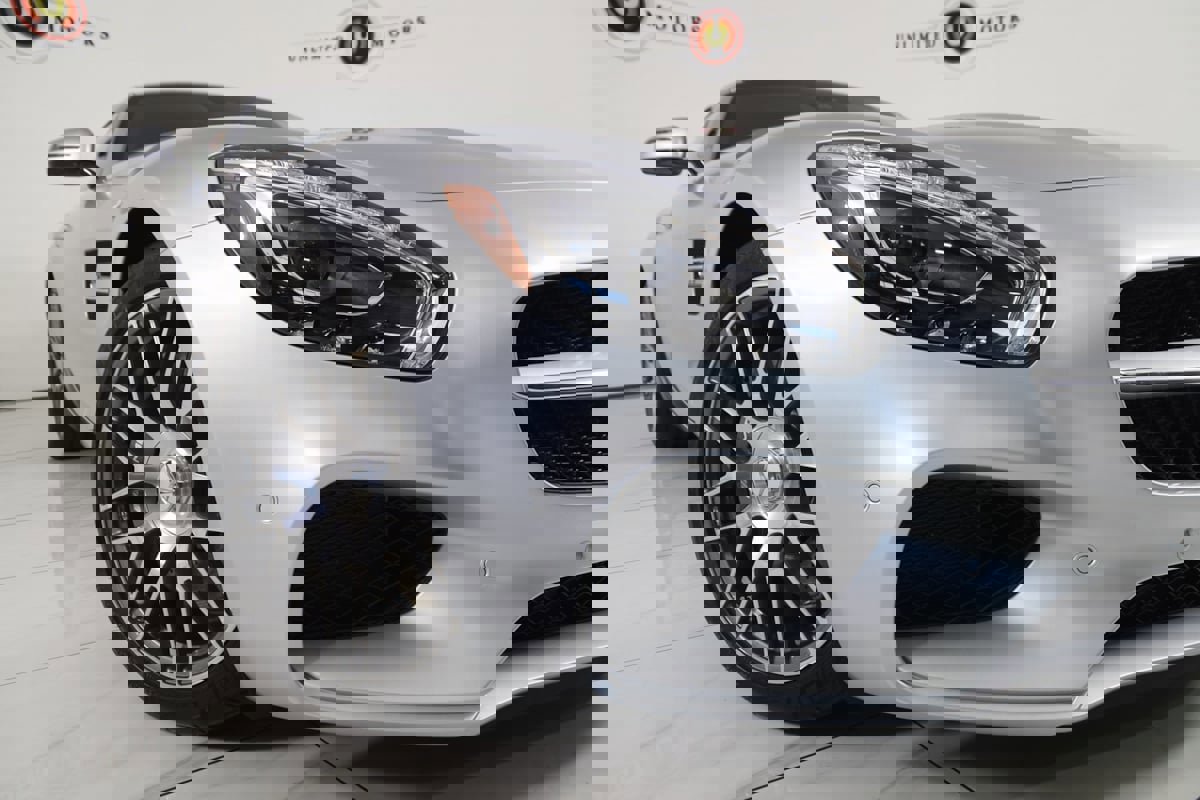 Used 2017 Mercedes-Benz AMG GT Coupe w/ Exclusive Interior Package image 28