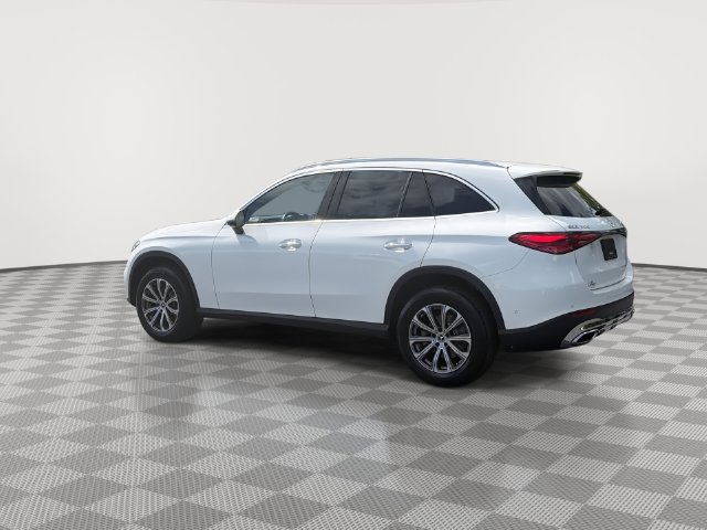 Used 2024 Mercedes-Benz GLC 300 4MATIC image 8