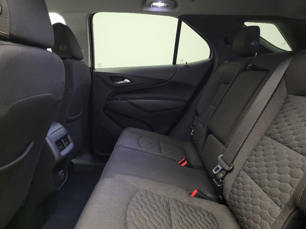 Used 2020 Chevrolet Equinox LT image 18