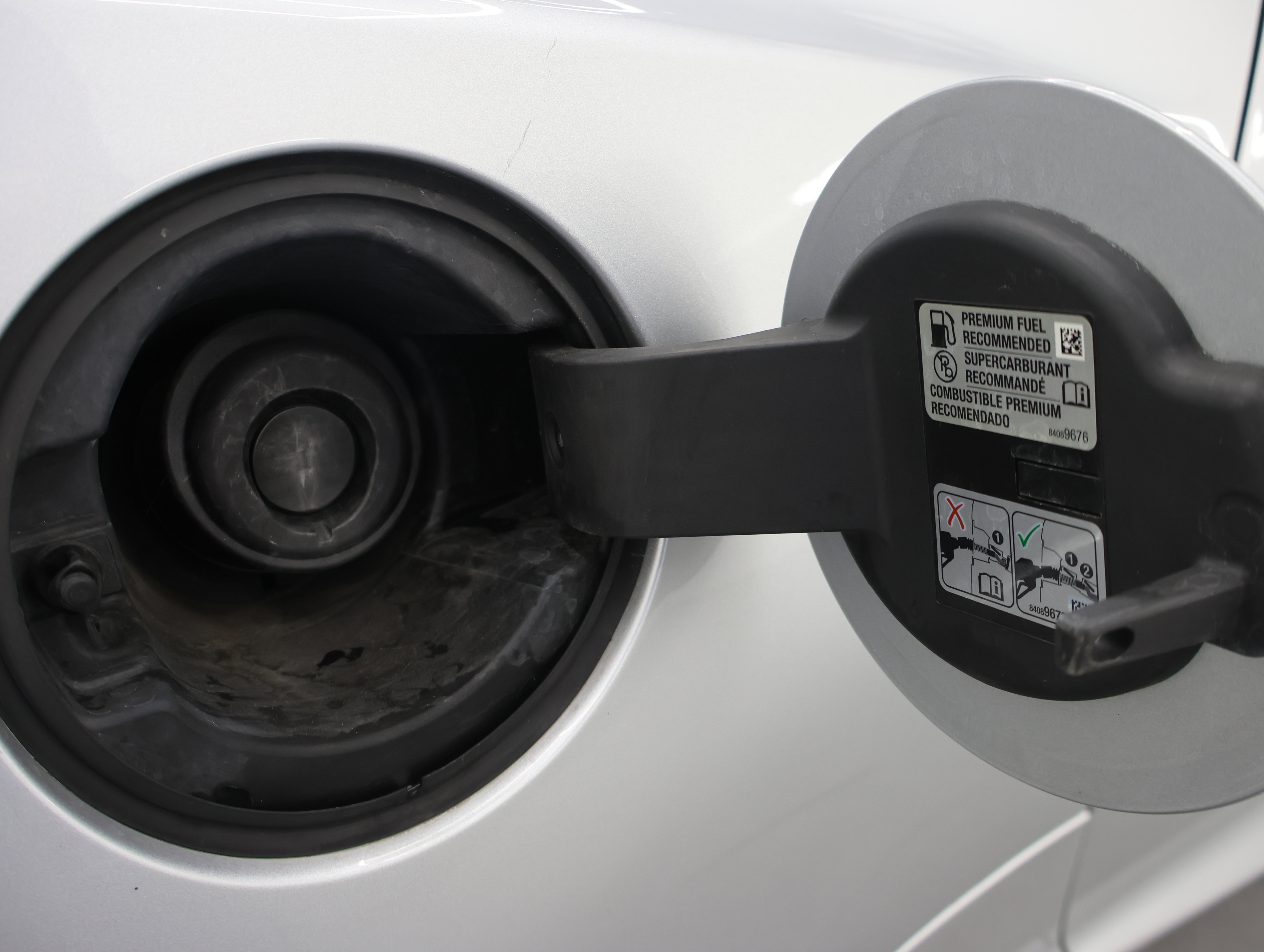 Used 2017 Chevrolet Camaro SS RWD image 26