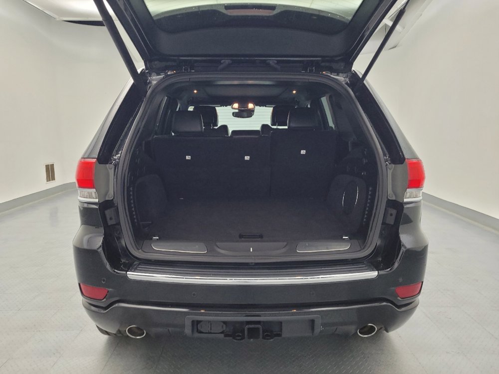 Used 2019 Jeep Grand Cherokee Overland AWD/4WD image 29