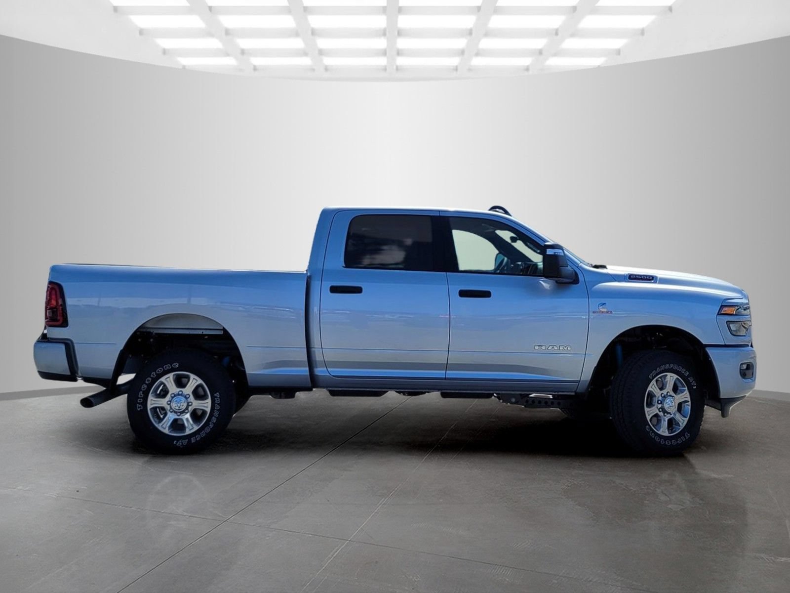 New 2026 RAM 2500 Big Horn AWD/4WD image 4