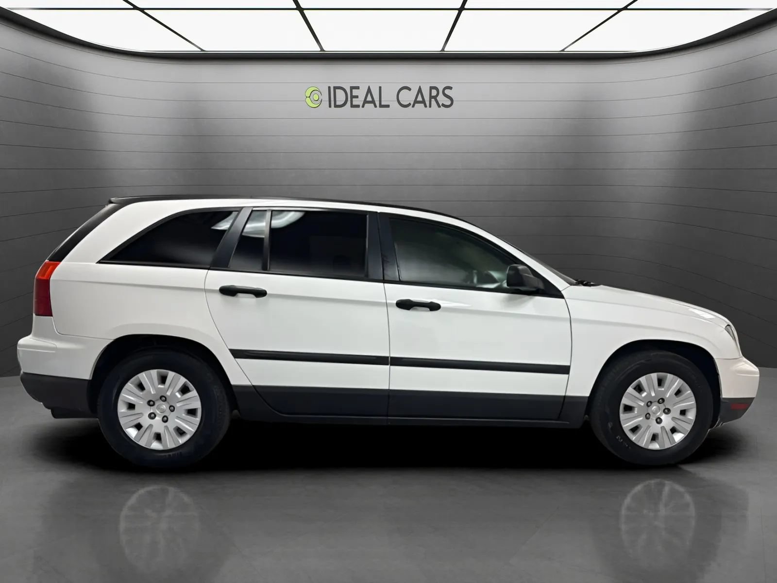 Used 2005 Chrysler Pacifica 2WD image 4