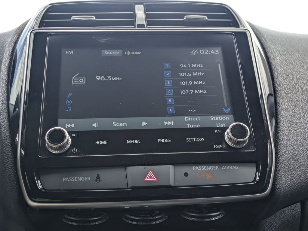 Used 2025 Mitsubishi Outlander Sport SE AWD/4WD image 18