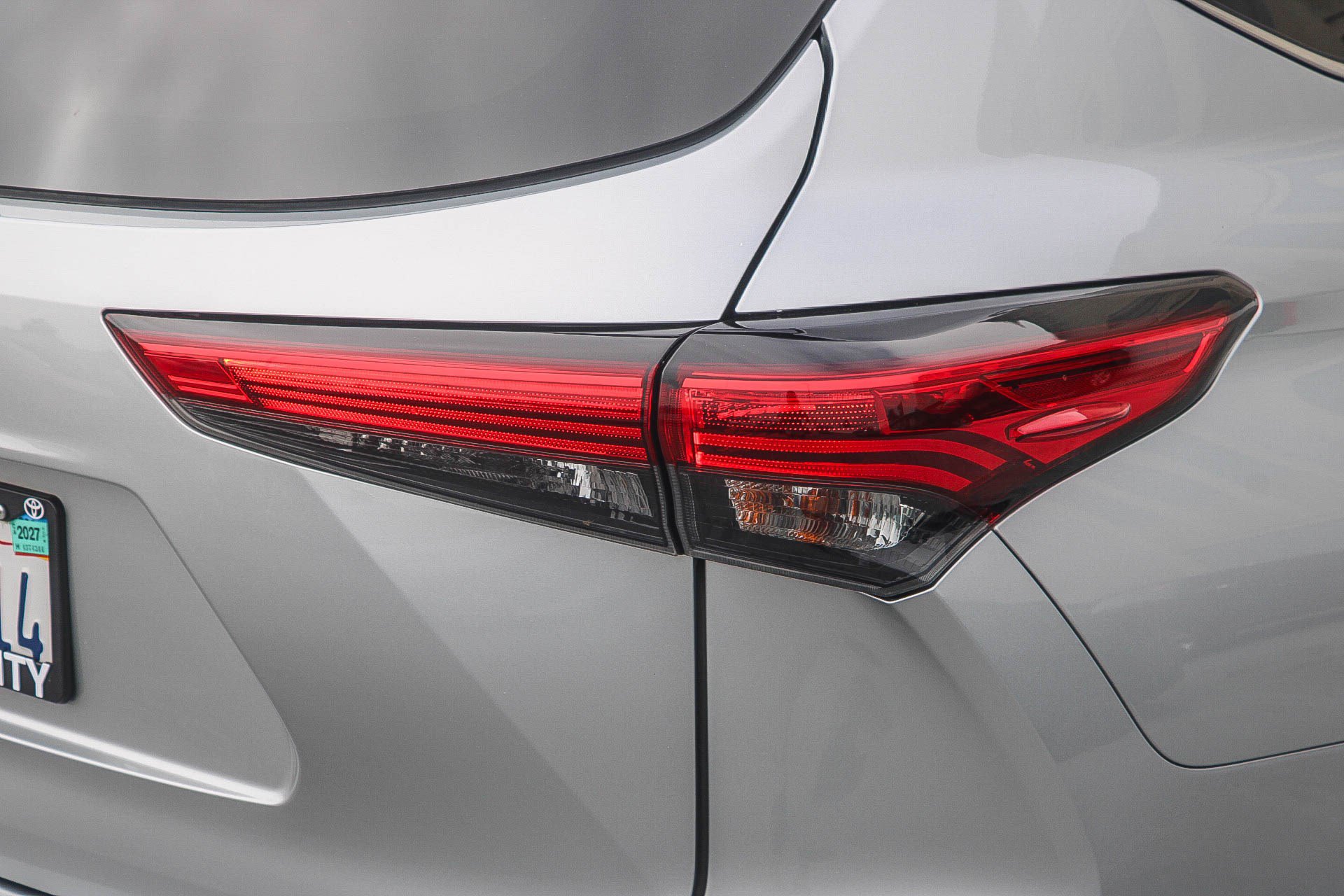 Used 2023 Toyota Highlander Limited AWD/4WD image 11