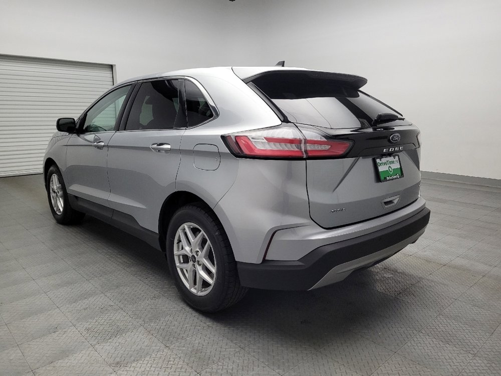 Used 2024 Ford Edge SEL image 5