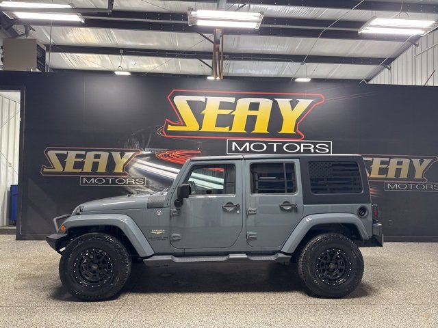 Used 2014 Jeep Wrangler Unlimited Sahara w/ Max Tow Package image 3
