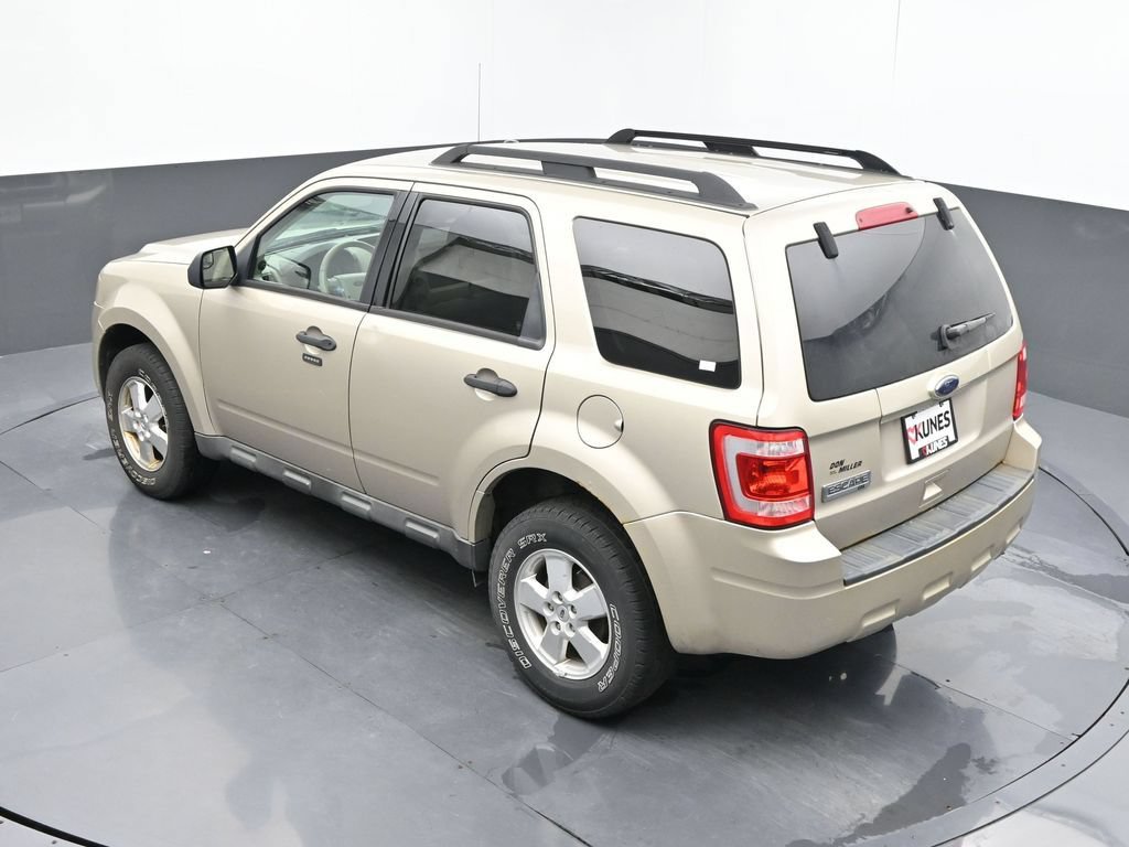 Used 2010 Ford Escape XLT FWD image 28