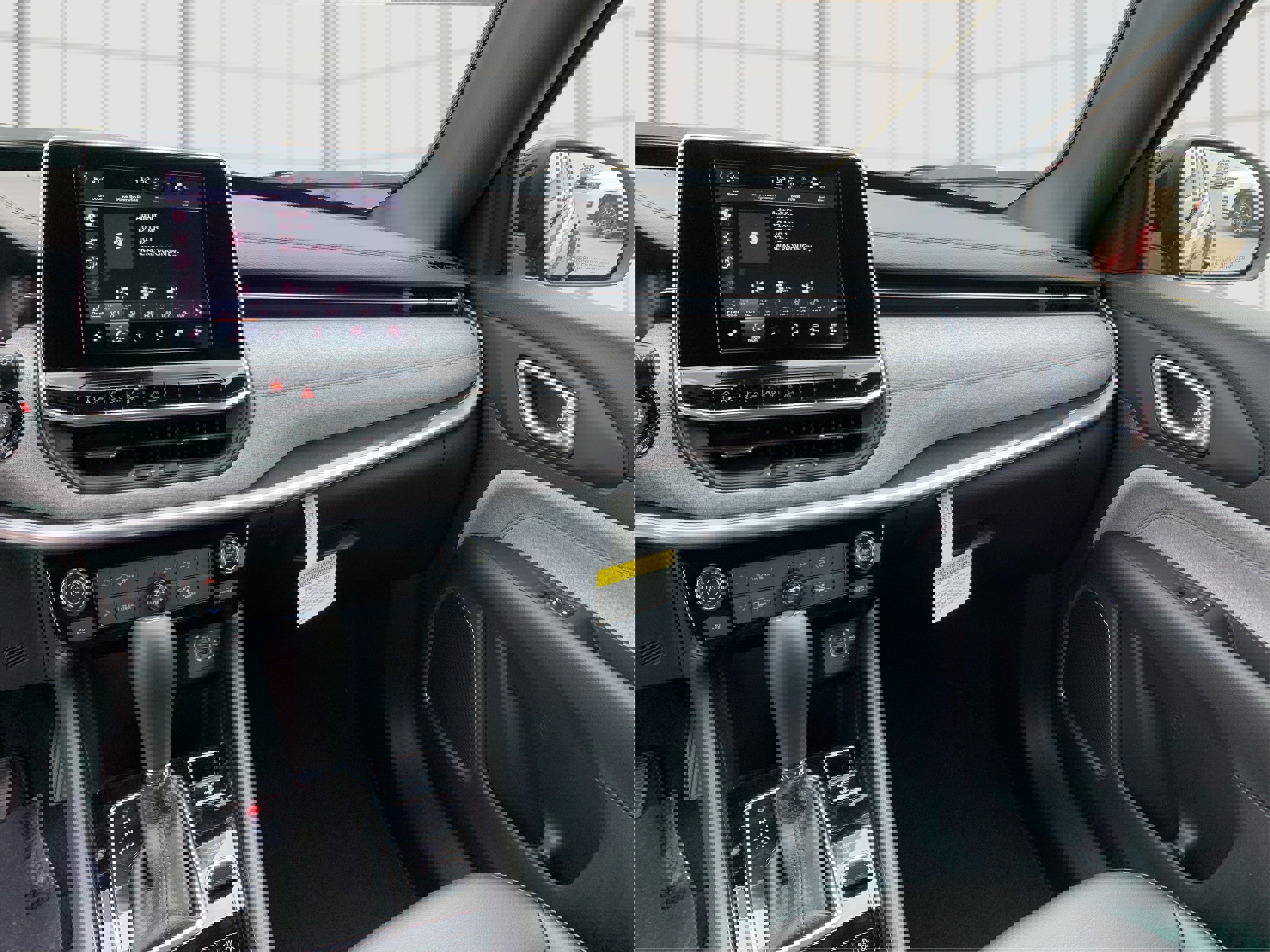 New 2026 Jeep Compass Latitude image 11