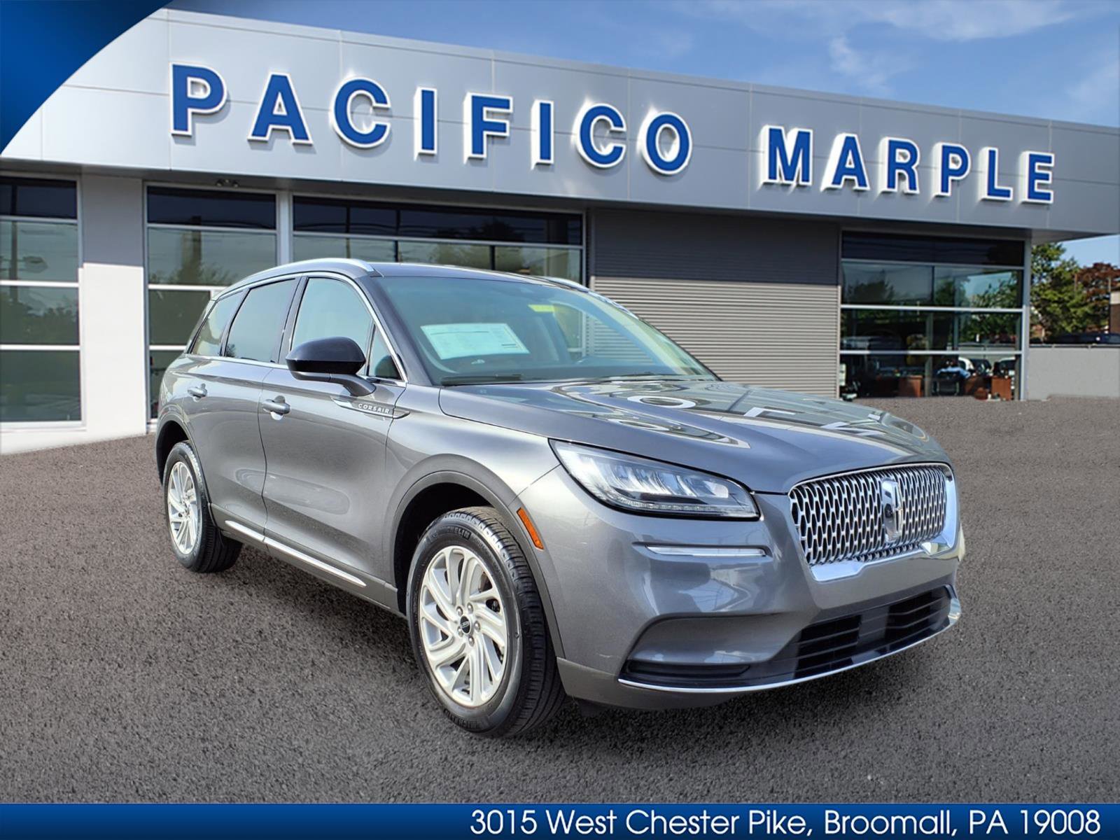 Certified 2022 Lincoln Corsair FWD image 1