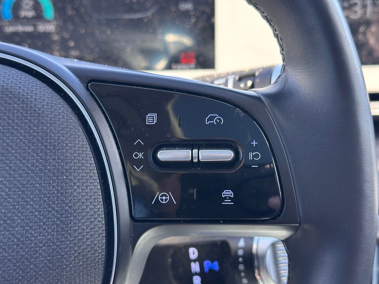 Used 2024 Hyundai Ioniq 5 Limited image 32