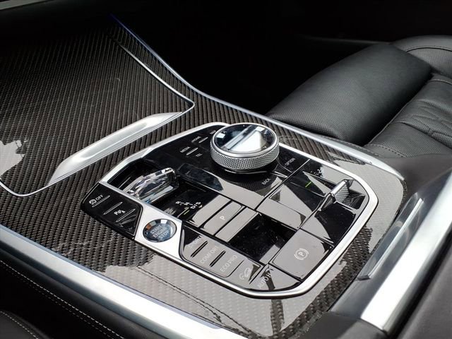 Used 2024 BMW X7 M60i w/ Executive Package image 19