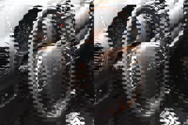 Used 2020 Mitsubishi Mirage SE FWD image 11