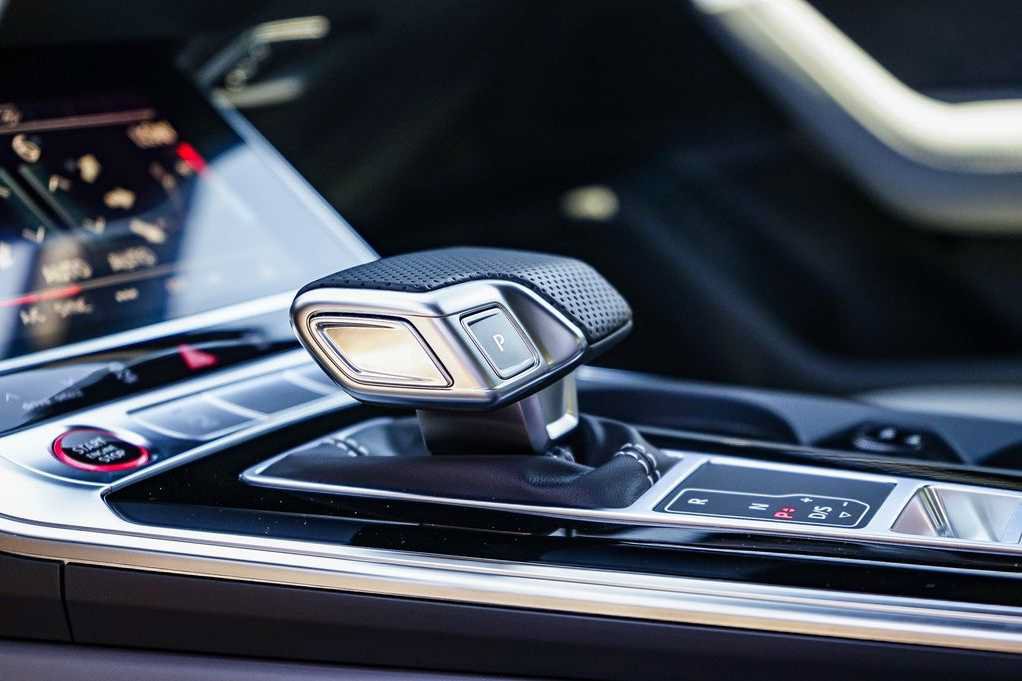 Used 2025 Audi S6 Premium Plus AWD/4WD image 20