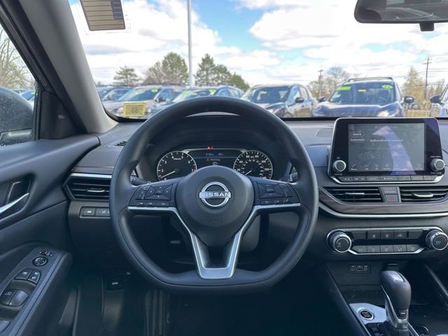 Certified 2024 Nissan Altima 2.5 SV AWD/4WD image 11