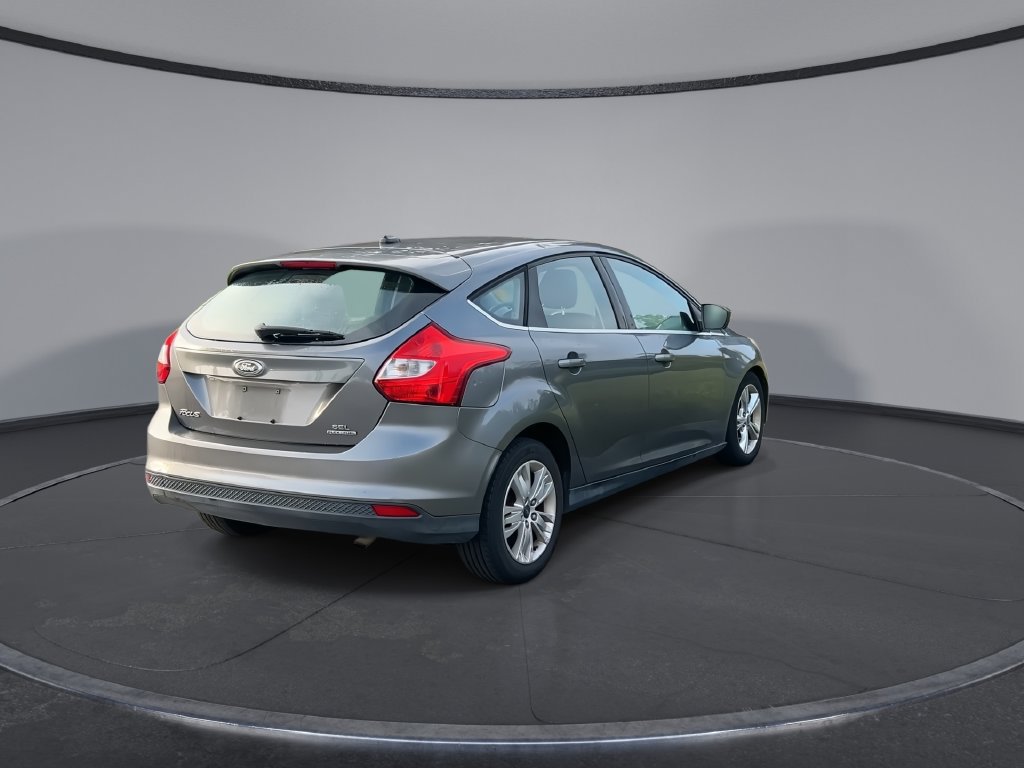 Used 2012 Ford Focus SEL FWD image 8