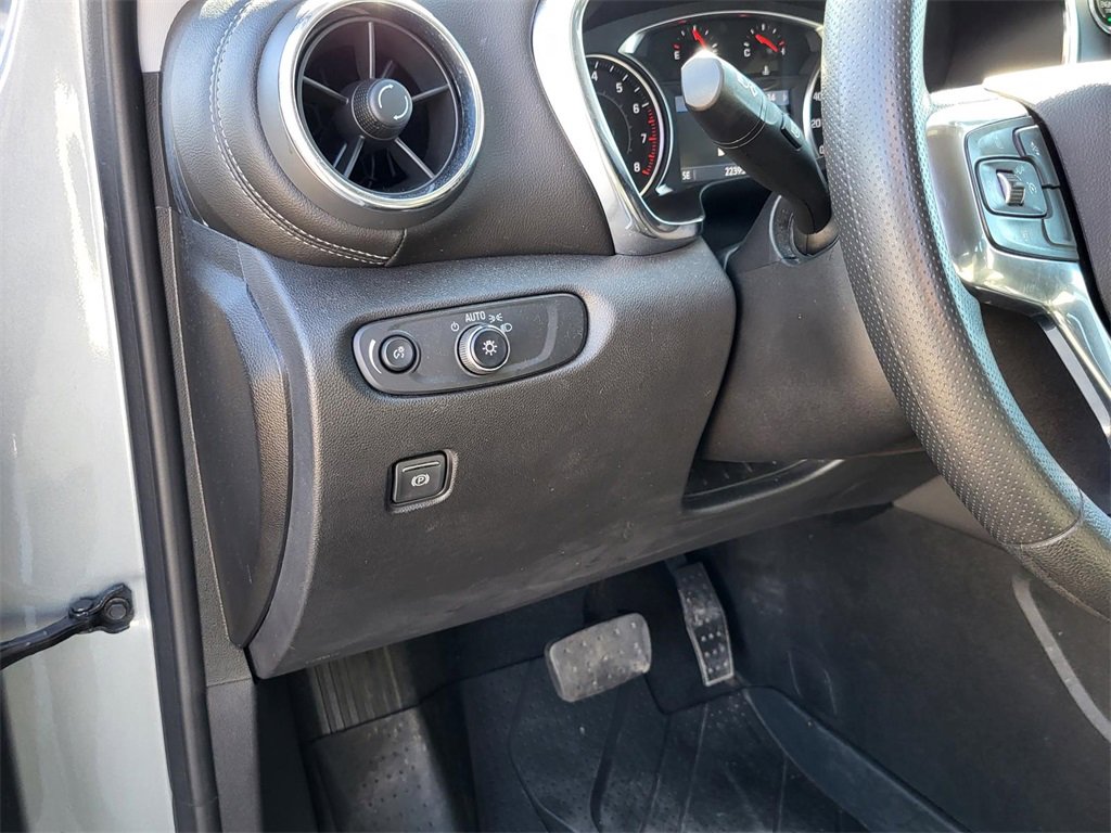 Used 2024 Chevrolet Blazer LT w/ Convenience Package image 19