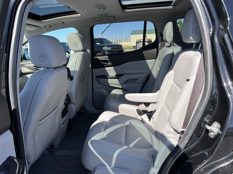 Used 2019 GMC Acadia SLT image 15