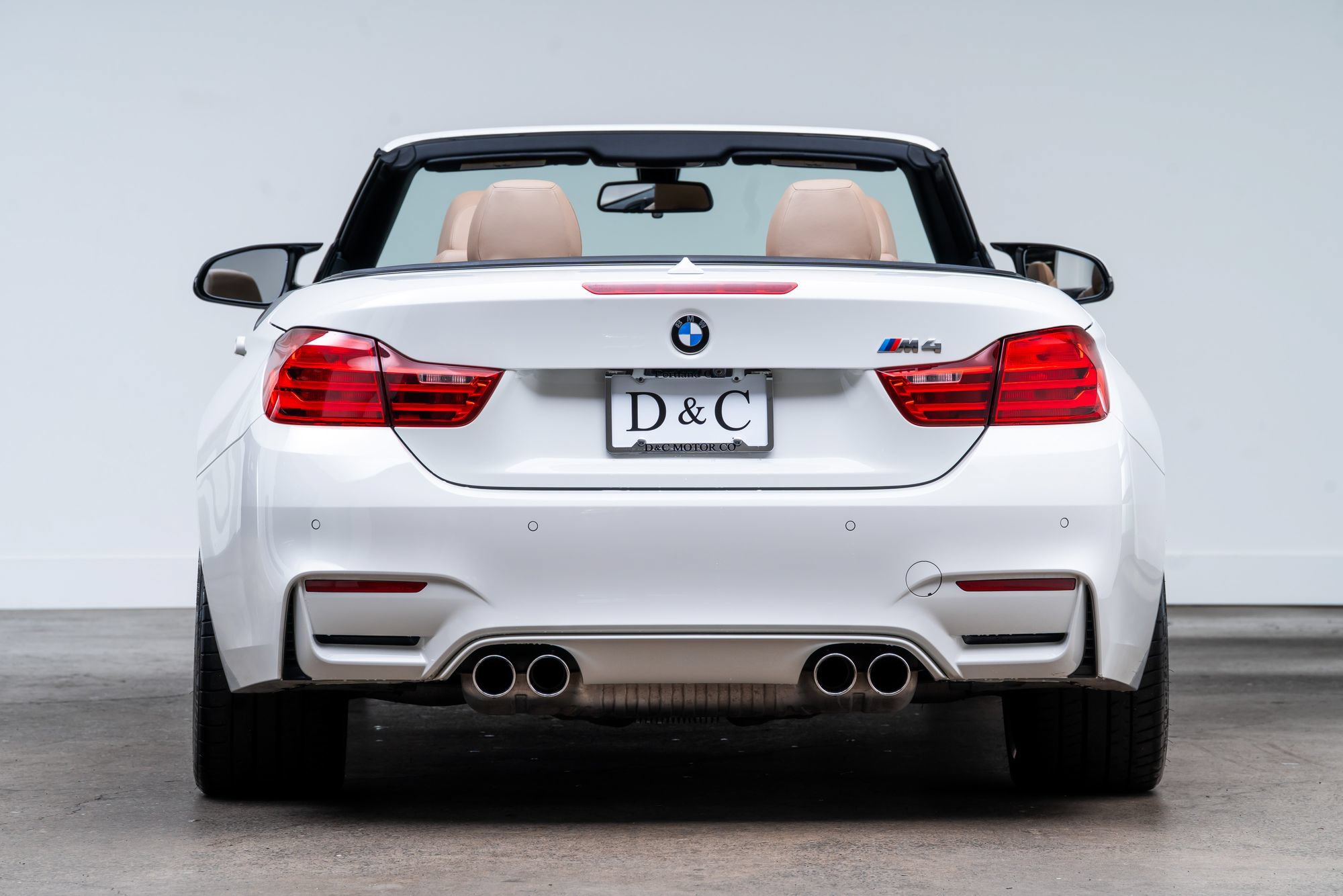 Used 2016 BMW M4 Convertible RWD image 7