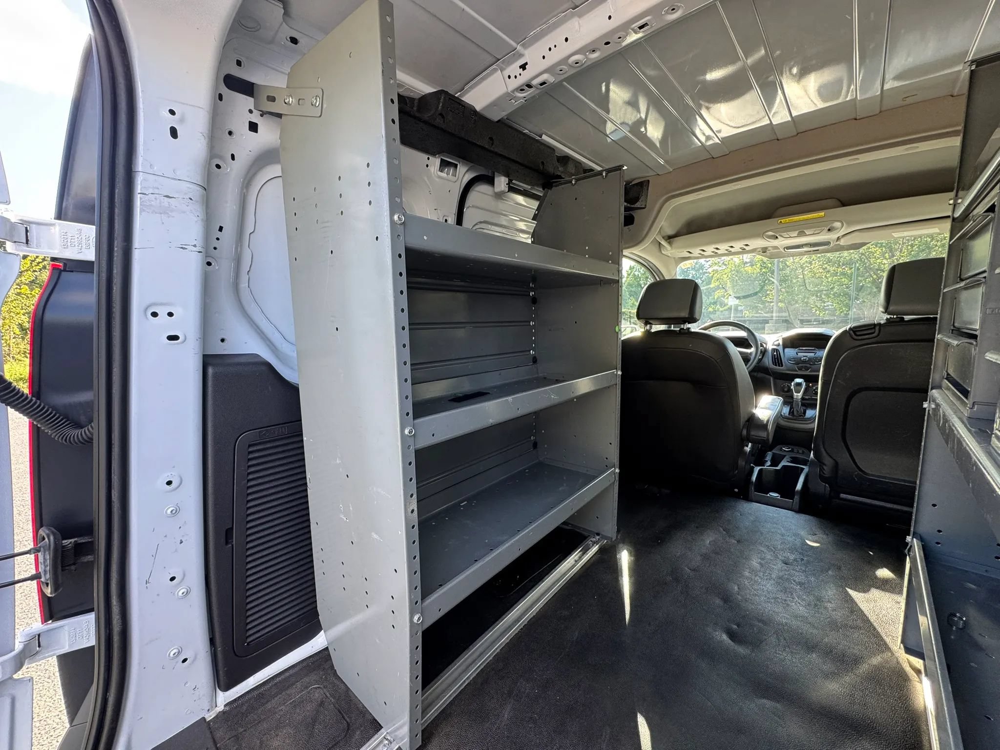 Used 2015 Ford Transit Connect XL FWD image 18