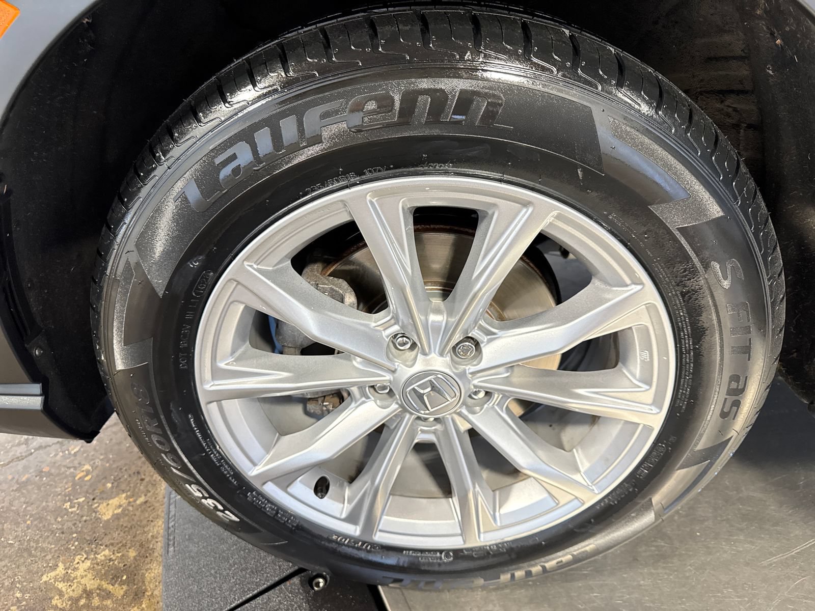 Used 2024 Honda CR-V EX-L image 2