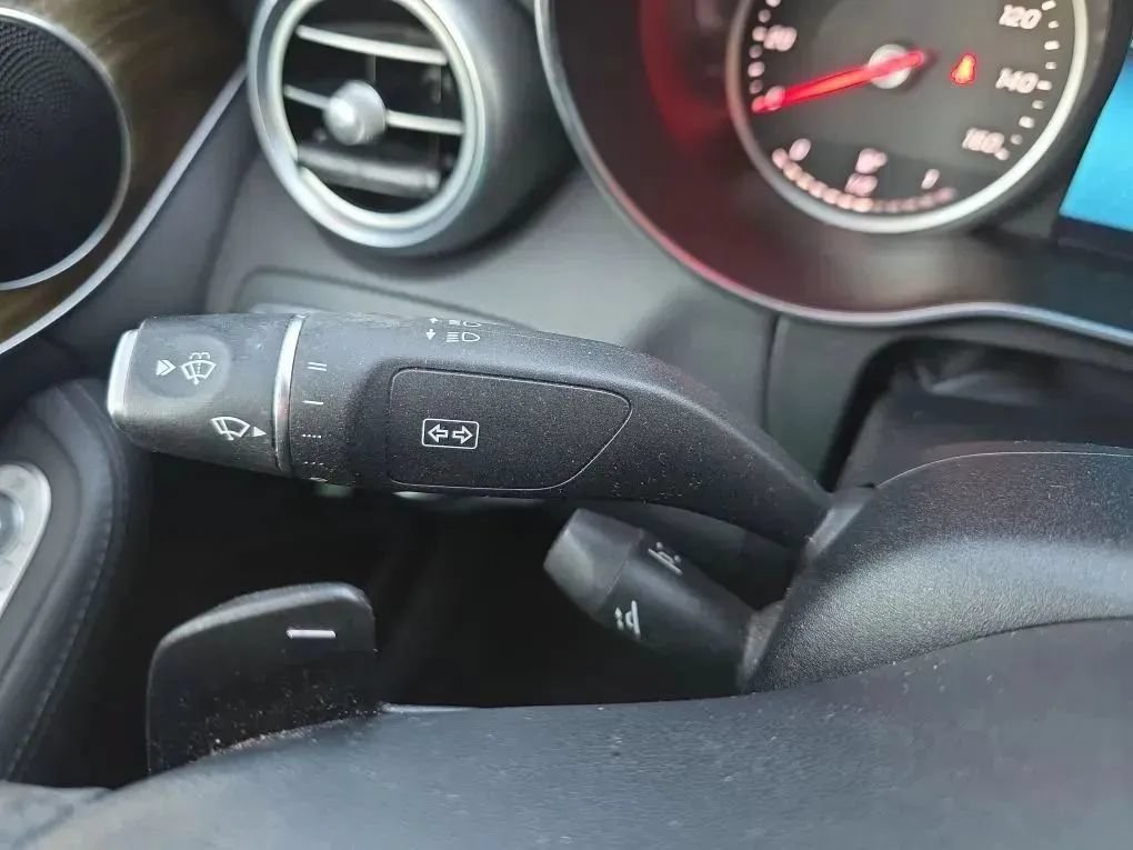 Used 2019 Mercedes-Benz C 300 Sedan image 20