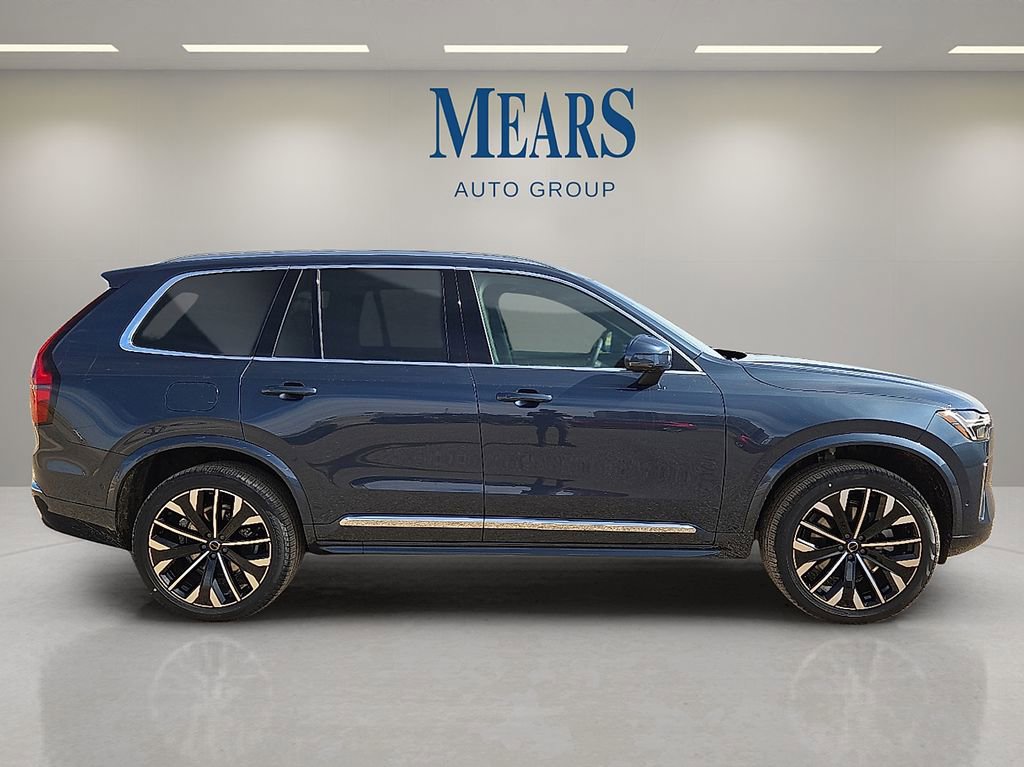 New 2026 Volvo XC90 B6 Plus w/ Protection Package Premier image 6