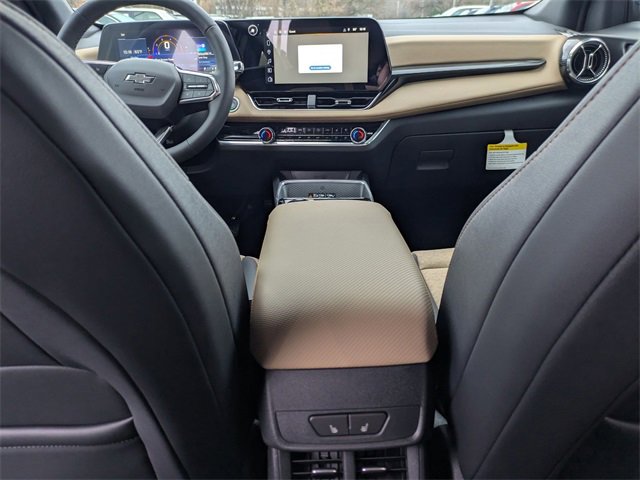 New 2026 Chevrolet Equinox ACTIV w/ Convenience Package III image 27