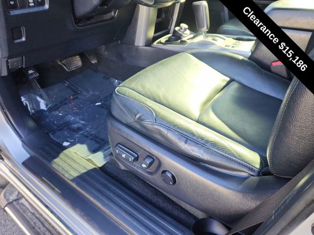 Used 2013 Toyota 4Runner Limited AWD/4WD image 18