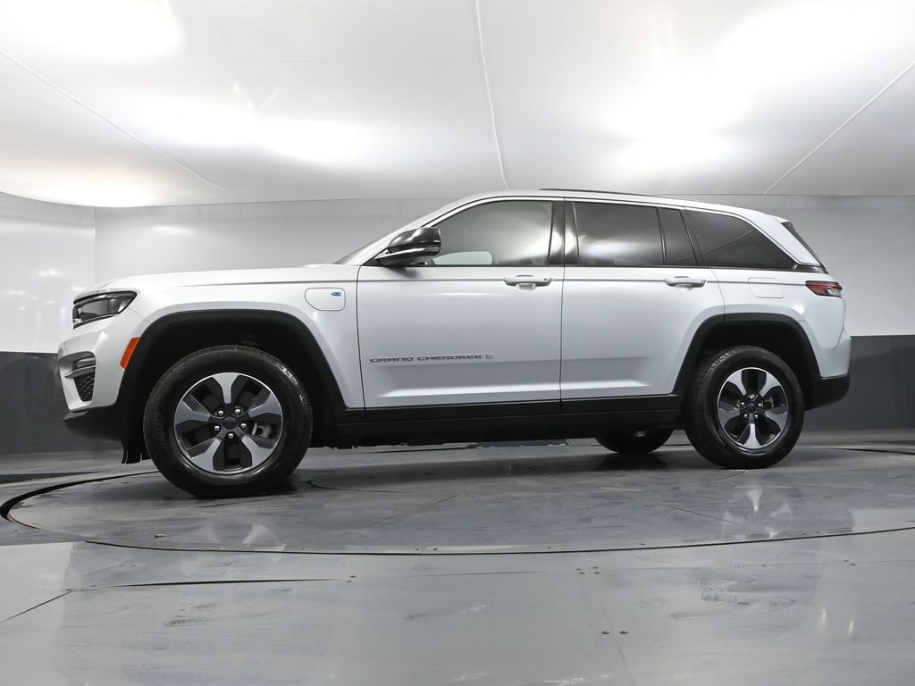 Used 2022 Jeep Grand Cherokee Limited 4xe AWD/4WD image 44
