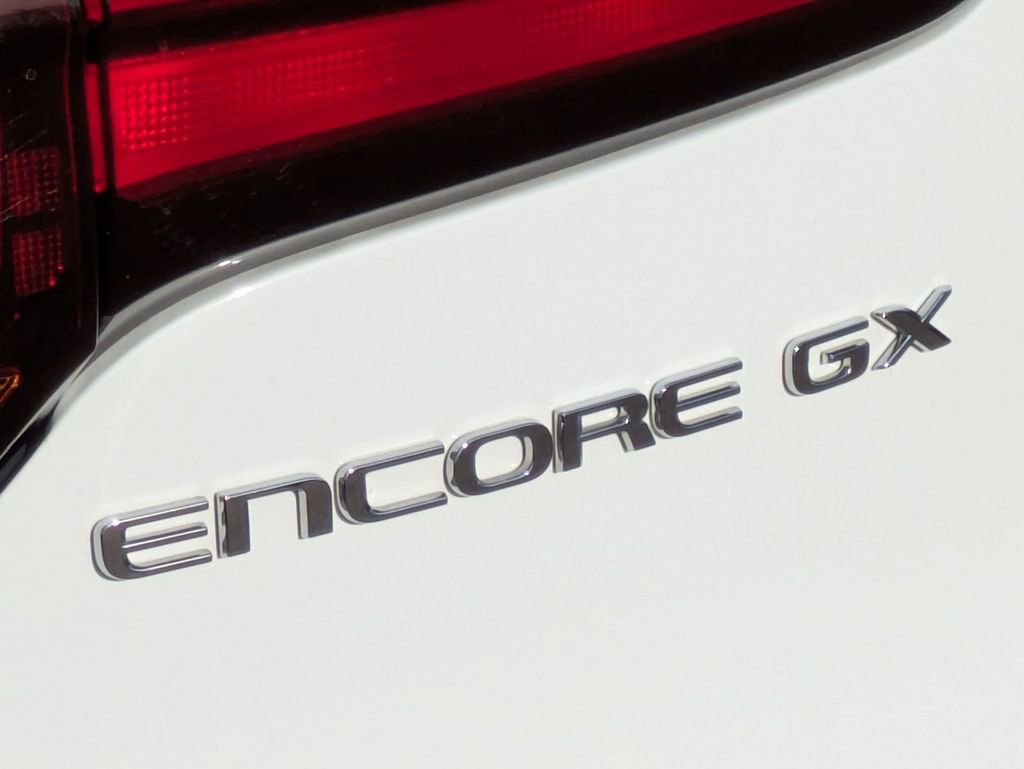 Used 2025 Buick Encore GX Preferred FWD image 10