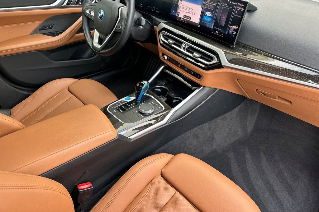 Used 2023 BMW i4 eDrive35 w/ Premium Package image 16