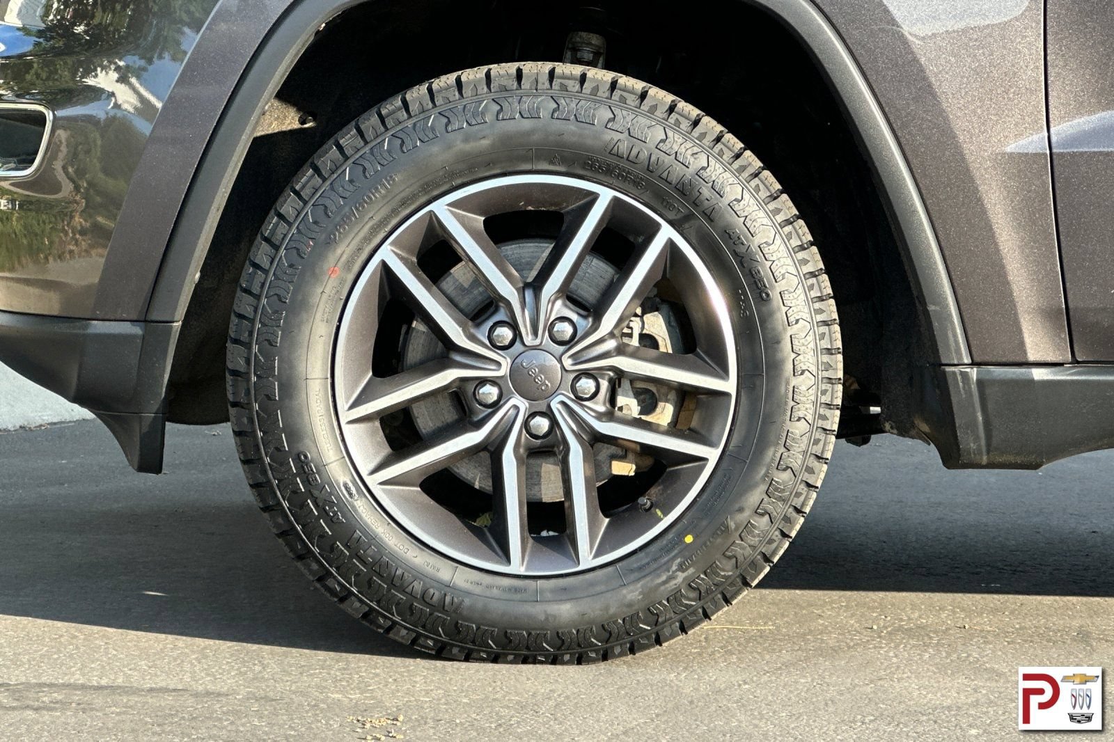 Used 2020 Jeep Grand Cherokee Limited AWD/4WD image 35