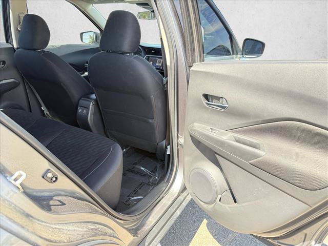 Used 2023 Nissan Kicks SV FWD image 22