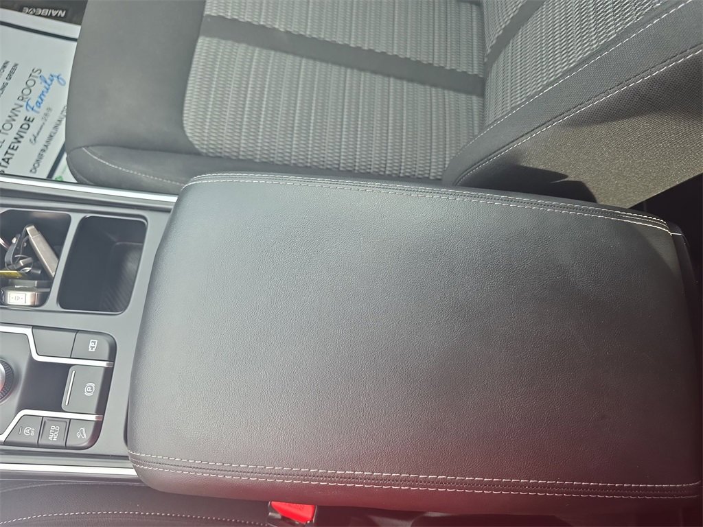 Used 2025 Kia Sorento LX image 20