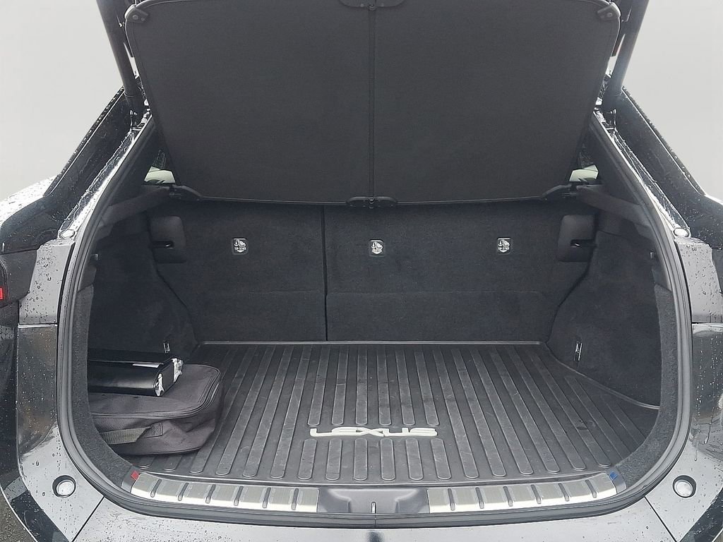 Used 2024 Lexus RZ 300e Premium w/ Accessory Package (Z1) image 28