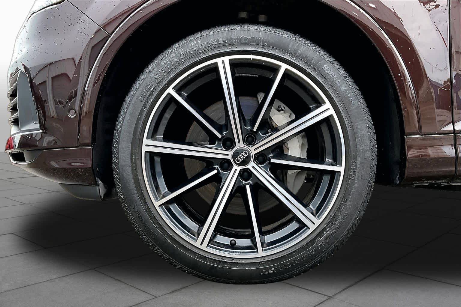 Used 2020 Audi Q7 3.0T Premium Plus w/ Premium Plus Package image 14