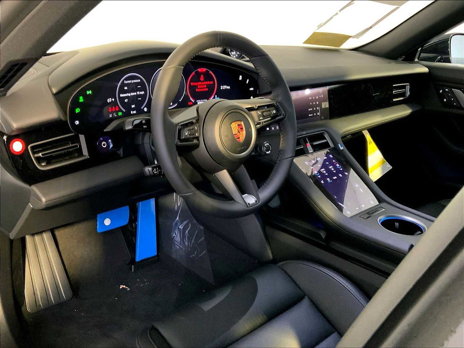 New 2026 Porsche Taycan 4S AWD/4WD image 4