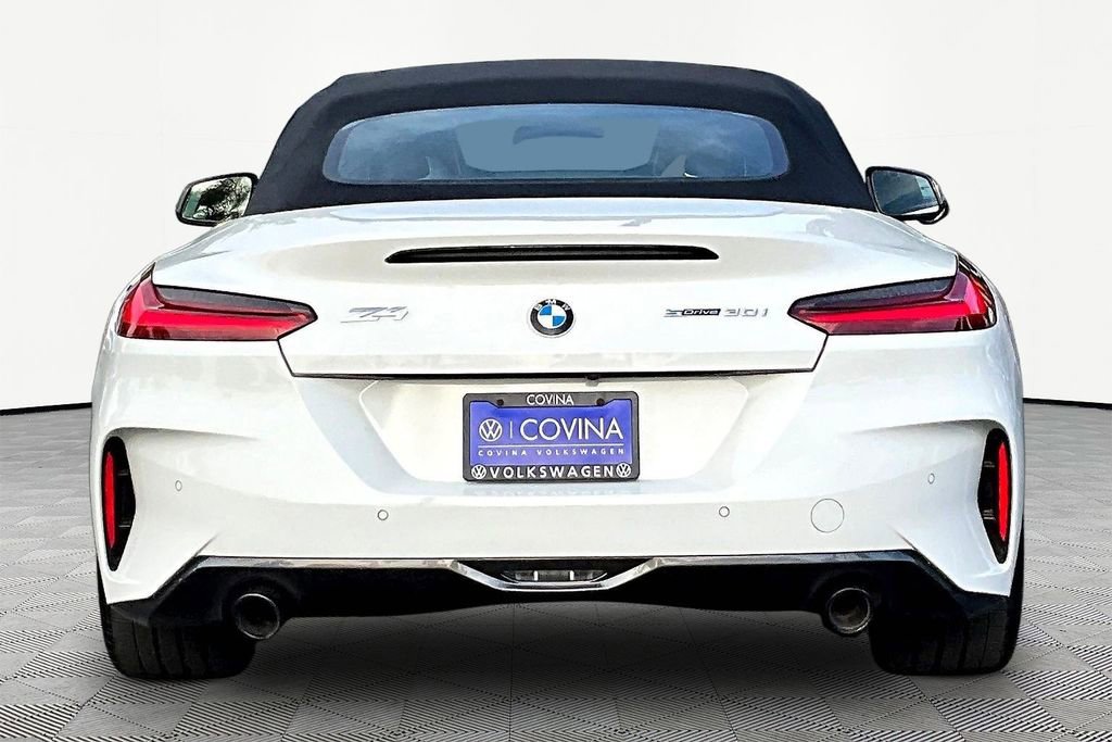 Used 2024 BMW Z4 sDrive30i w/ Premium Package image 5