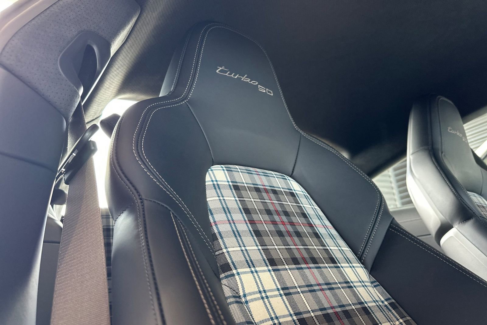 Used 2025 Porsche 911 Turbo image 18