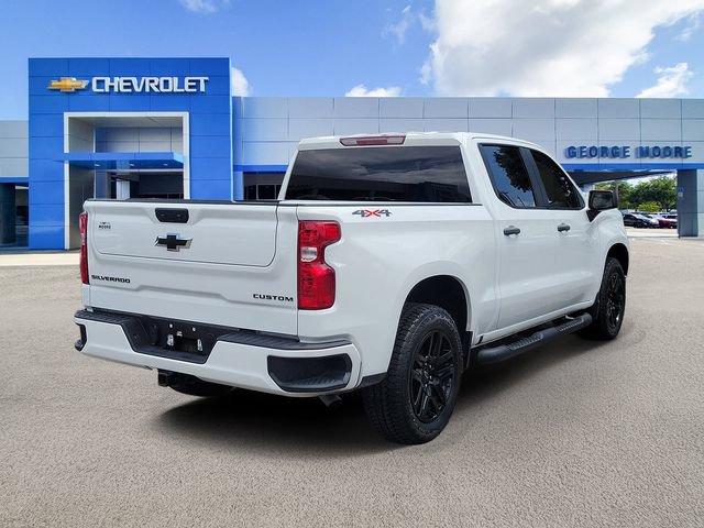 Certified 2024 Chevrolet Silverado 1500 Custom w/ Turbomax Blackout Package AWD/4WD image 4