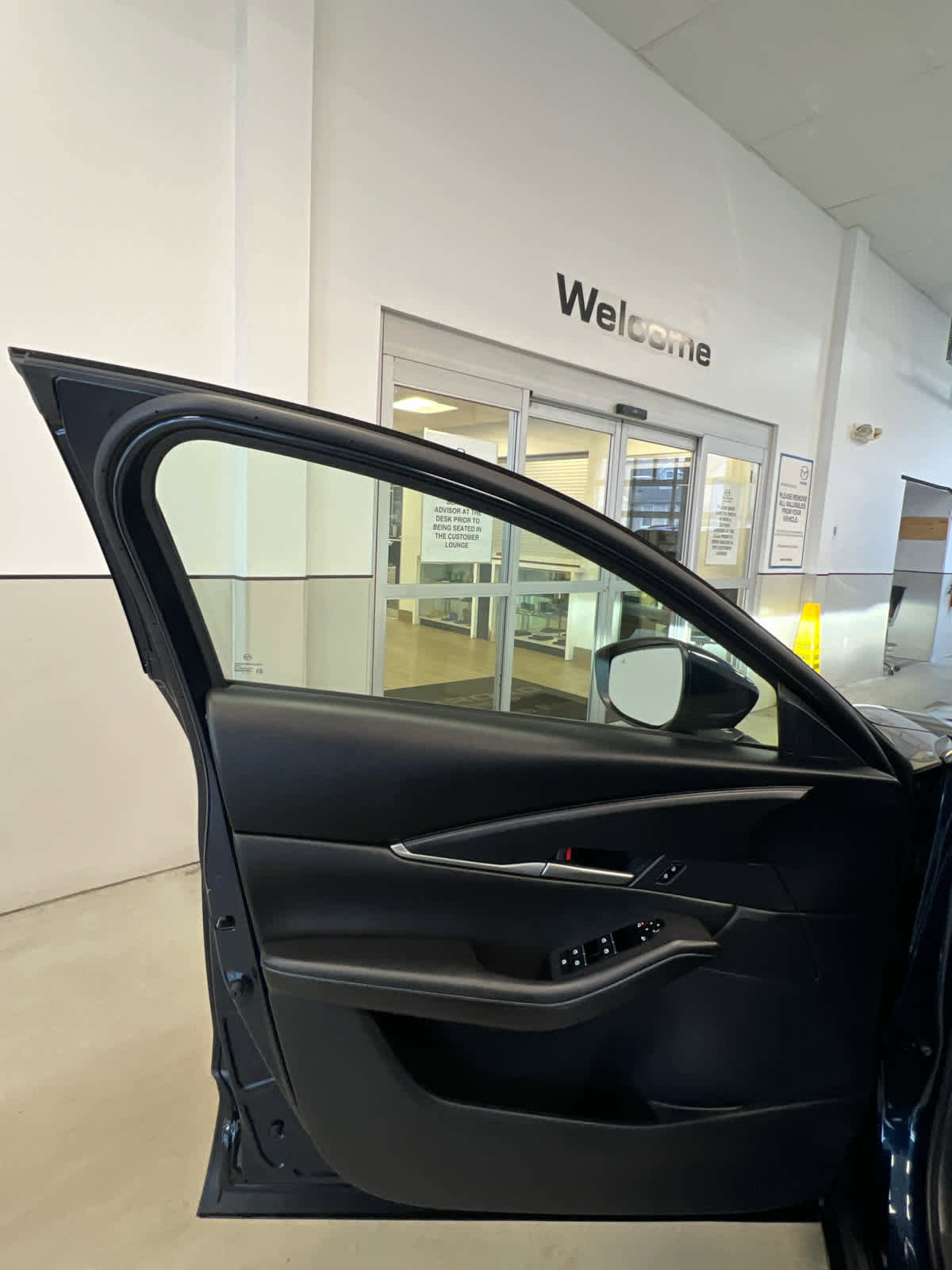 Certified 2023 MAZDA CX-30 AWD 2.5 S w/ Select Package image 12