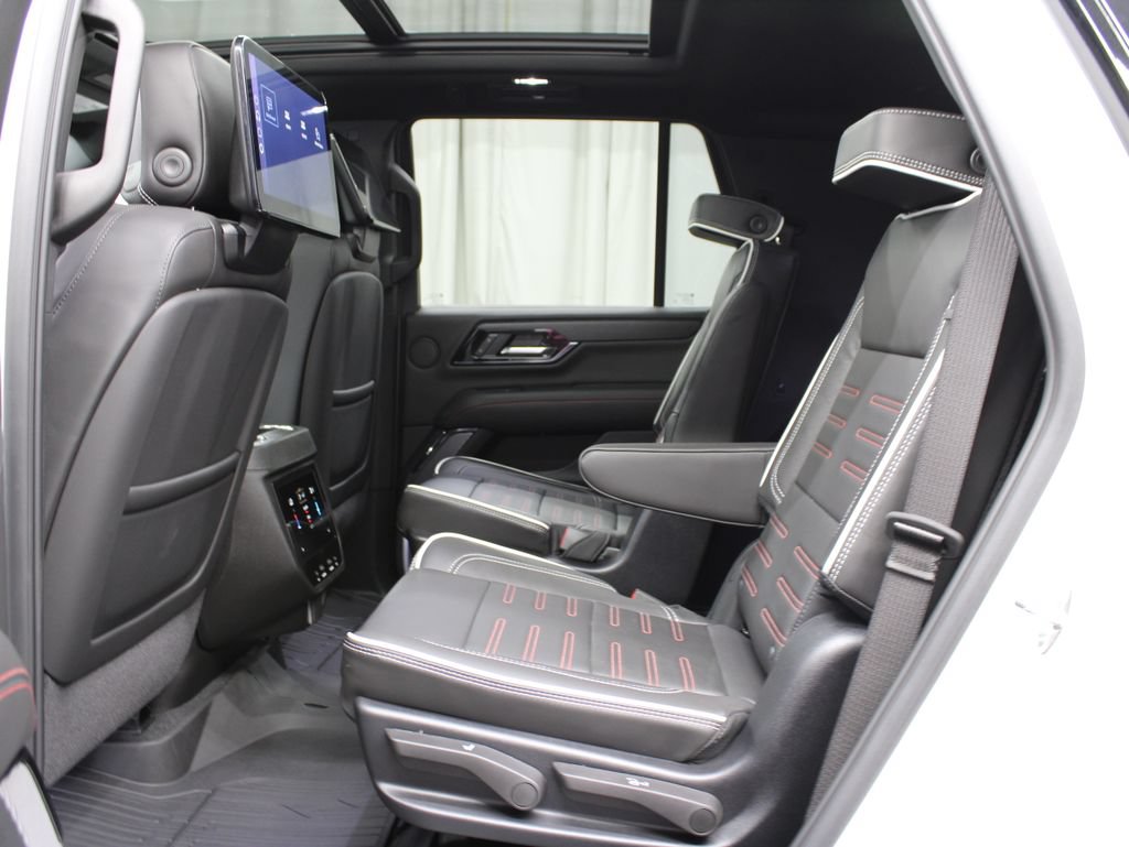 Used 2026 GMC Yukon AT4 Ultimate w/ LPO, Floor Liner Package AWD/4WD image 19