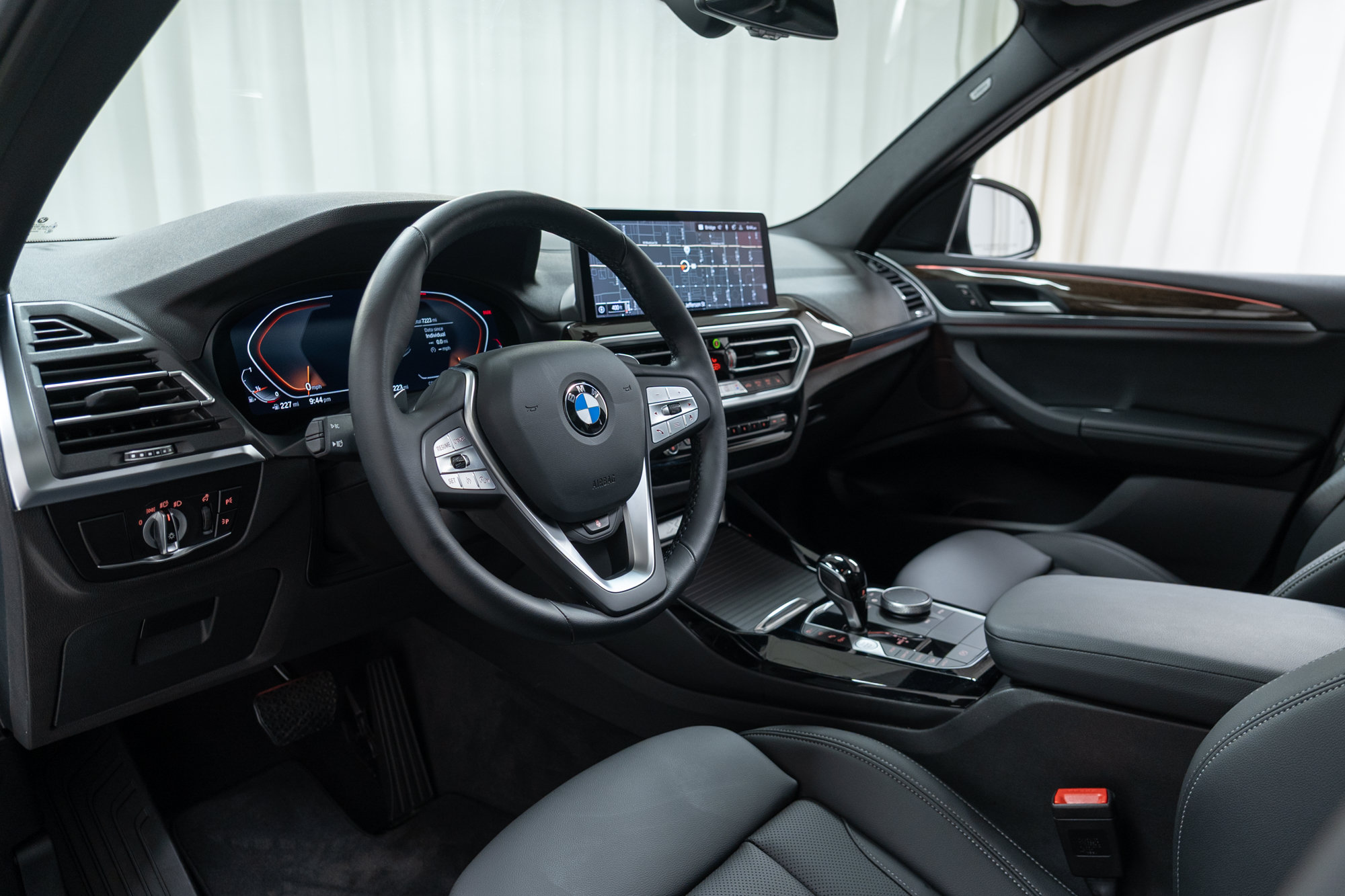 Certified 2024 BMW X3 xDrive30i w/ Premium Package AWD/4WD image 12