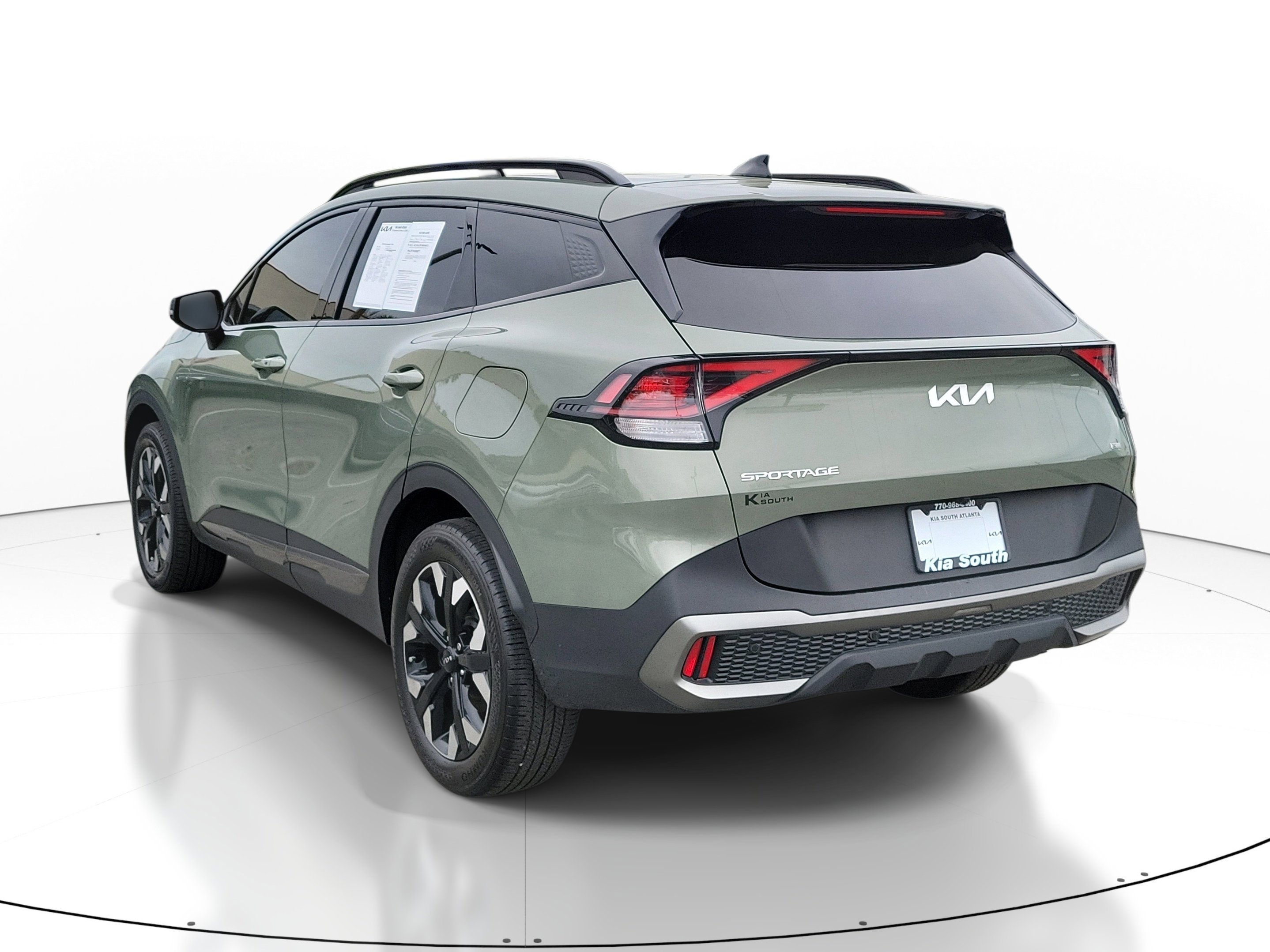 Used 2024 Kia Sportage X-Line w/ X-Line Premium Package image 4