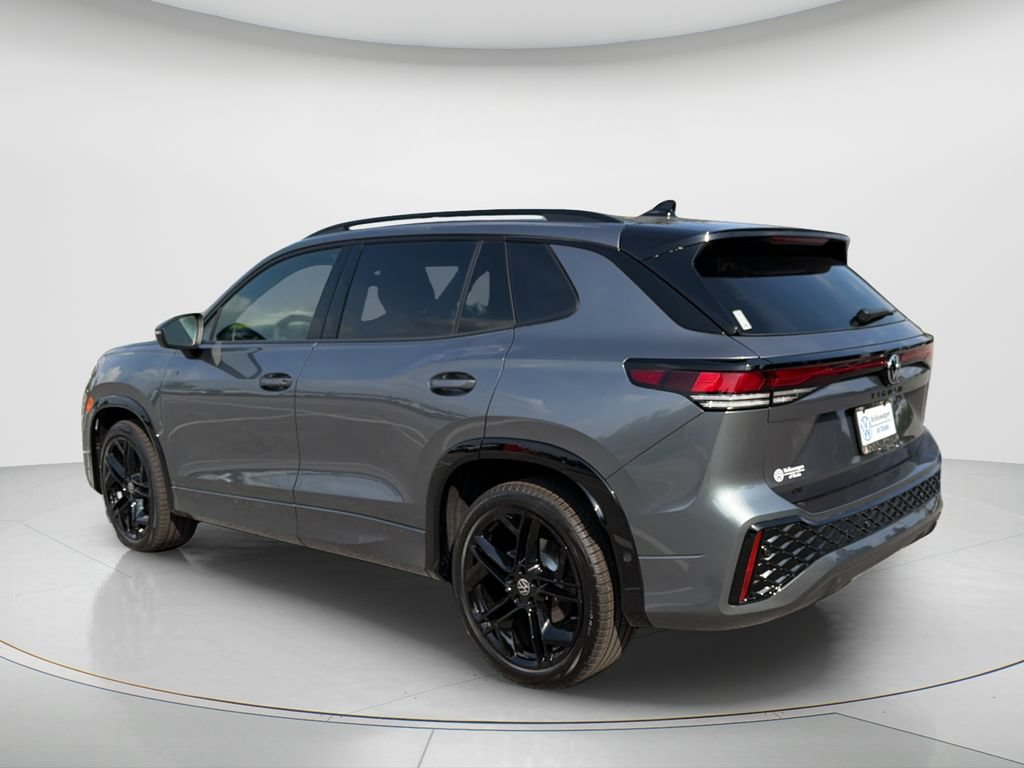 New 2026 Volkswagen Tiguan SE R-Line FWD image 7