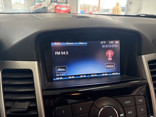 Used 2014 Chevrolet Cruze LT image 32