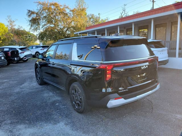 Used 2026 Kia Carnival EX image 3