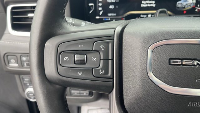 Used 2024 GMC Yukon XL Denali Ultimate image 18